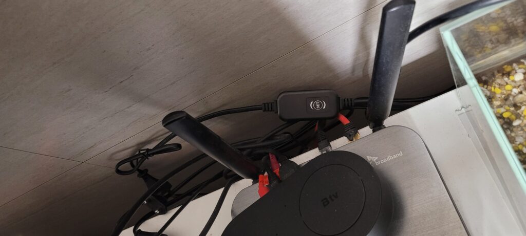 일반적으로 집에 많이 설치 되어 있는 IPTV 와이파이 공유기